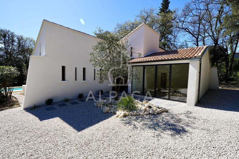 Villa - 162 m² - 6 pièces