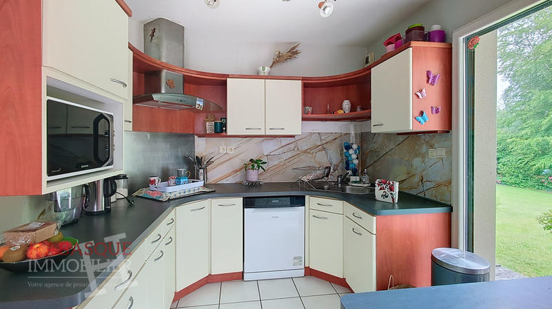 Maison - 139 m² - 8 pièces