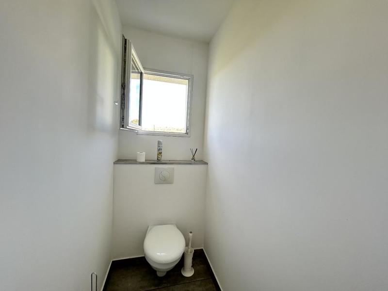 Maison - 130 m² - 8 pièces