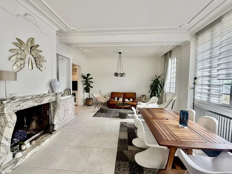 Maison de ville - 142 m² - 5 pièces