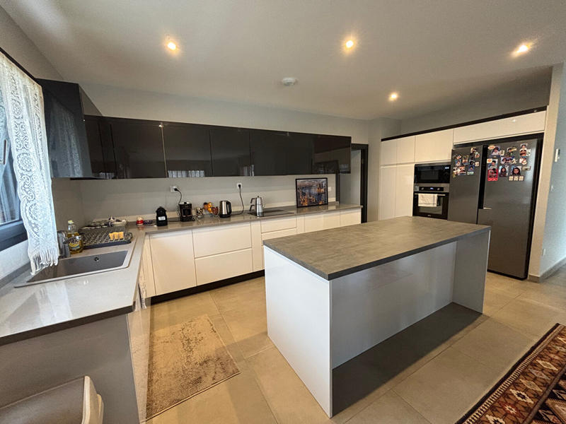 Maison - 157 m² - 5 pièces