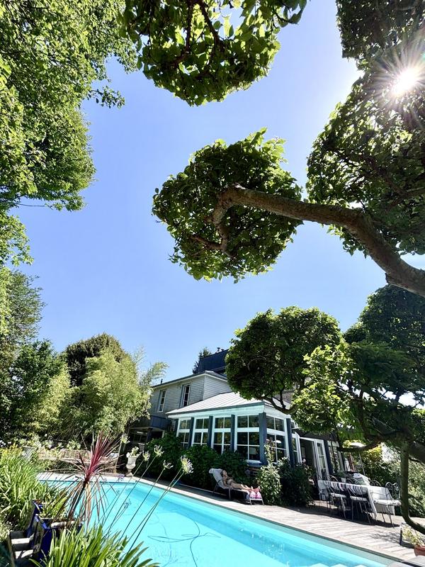 Maison - 300 m² - 9 pièces