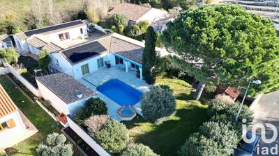 Maison - 225 m² - 8 pièces