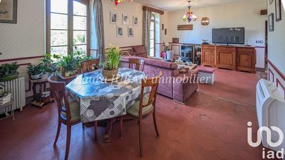 Maison - 140 m² - 5 pièces