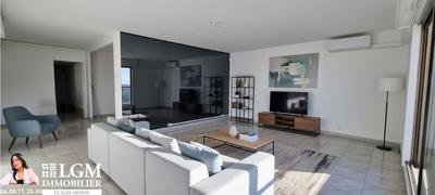 Appartement - 125 m² - 5 pièces