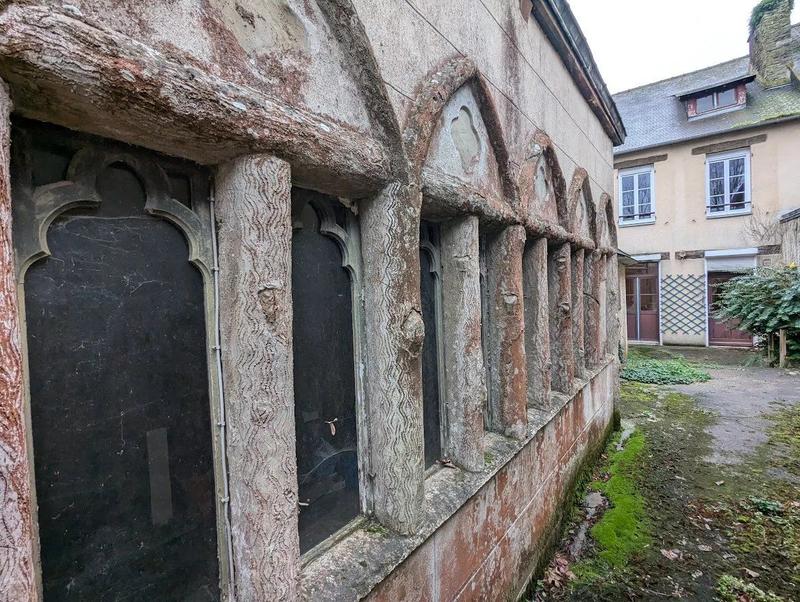 Maison - 200 m² - 7 pièces