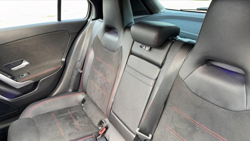 Mercedes Classe a 180 d 116 7g-Dct Amg Line - Entretien constructeur Toit ouvrant