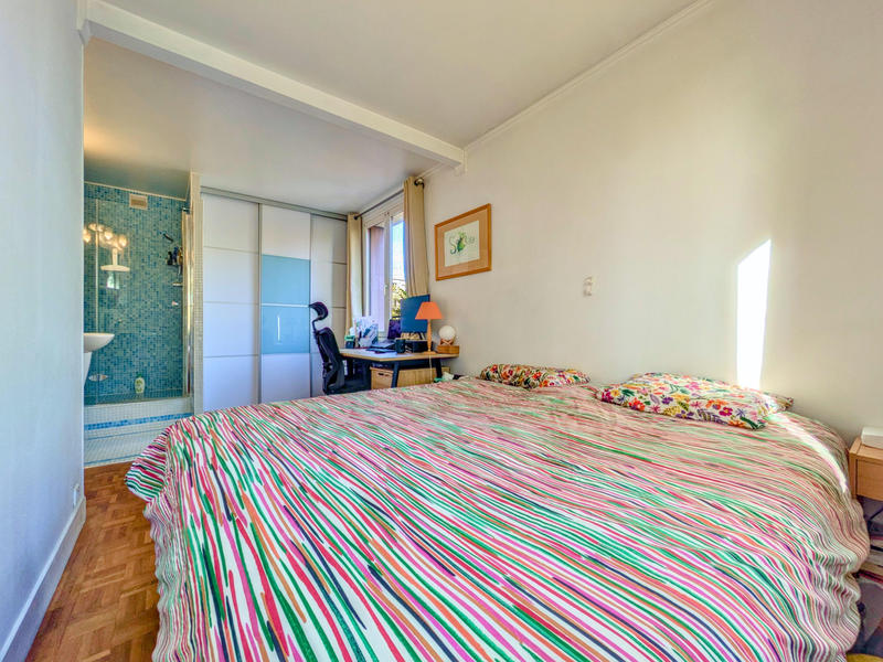 Appartement - 85 m² - 5 pièces