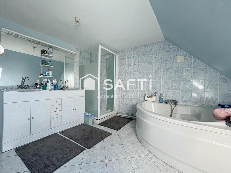 Maison - 120 m² - 5 pièces