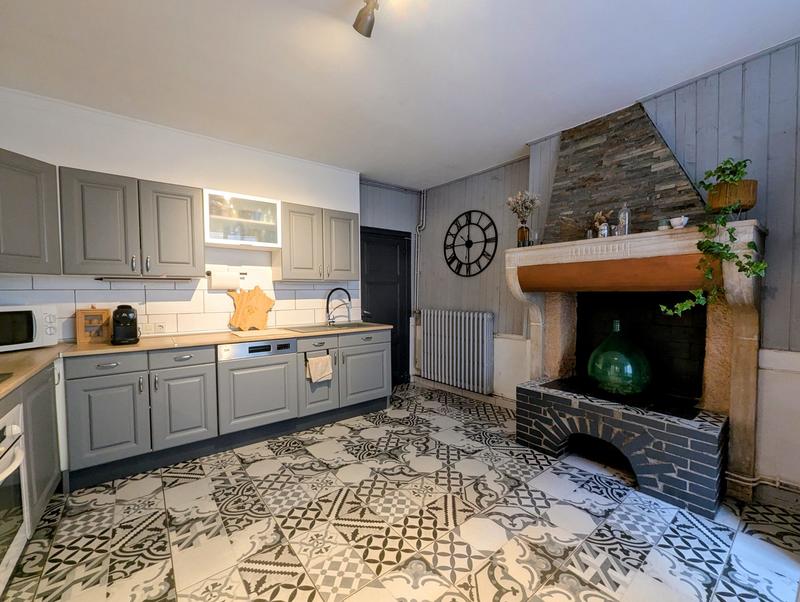 Maison - 140 m² - 5 pièces