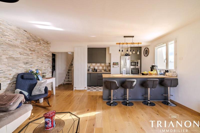 Duplex - 90 m² - 4 pièces