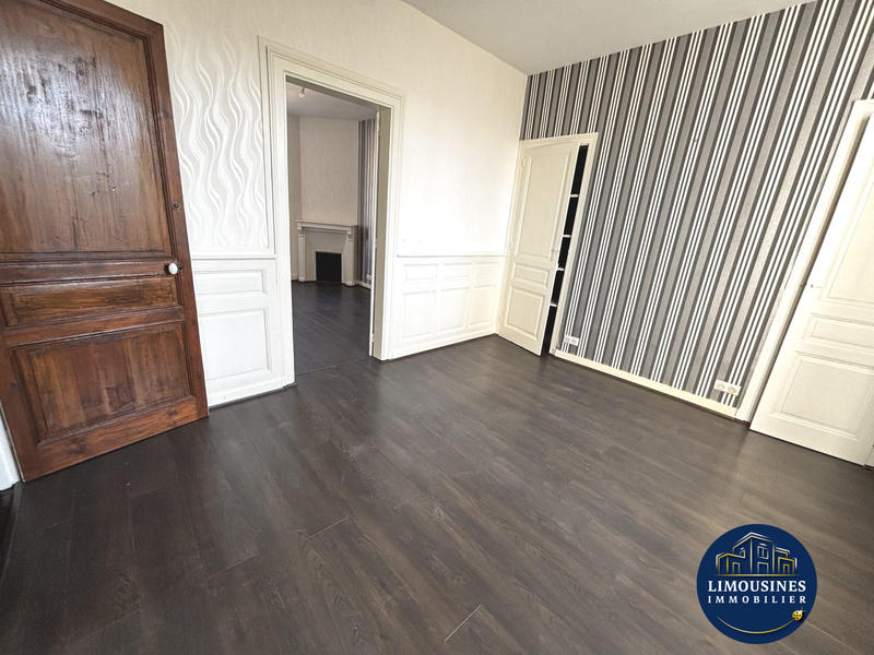 Maison - 153 m² - 8 pièces