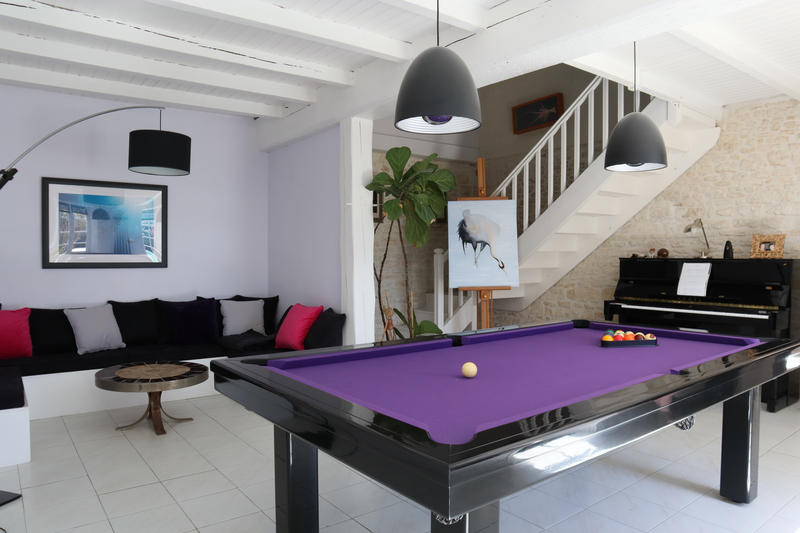 Maison - 210 m² - 6 pièces