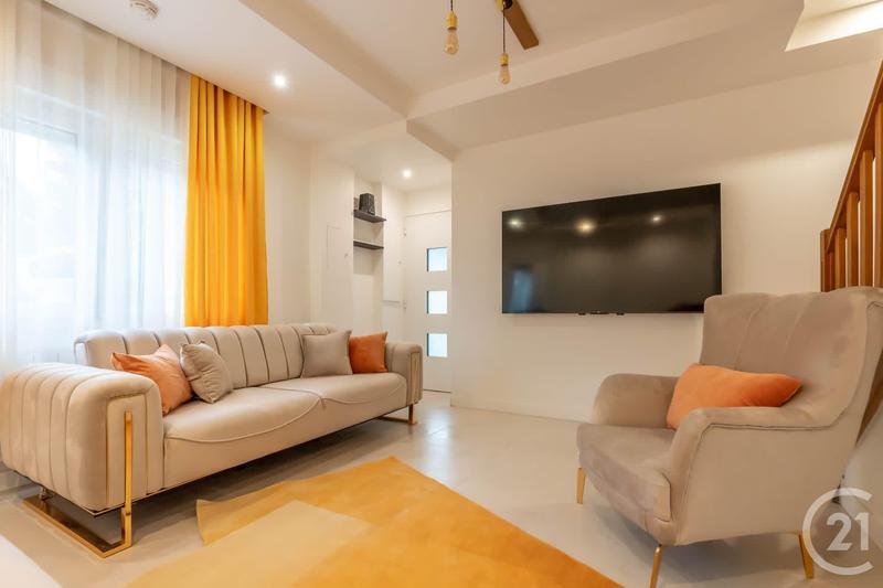 Maison - 91 m² - 5 pièces