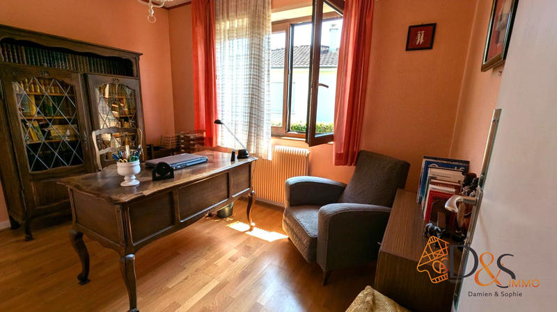 Maison - 95 m² - 5 pièces