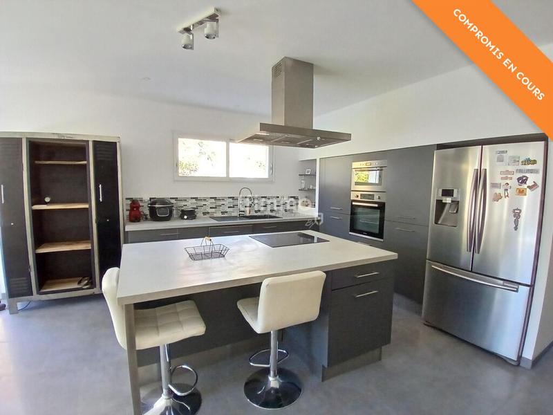 Maison - 120 m² - 5 pièces