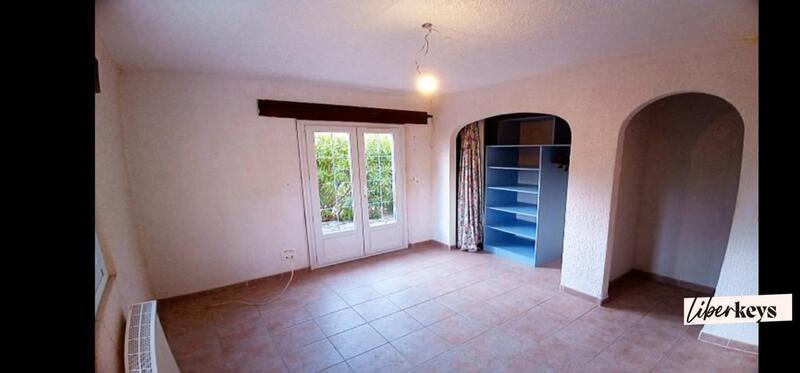 Maison - 240 m² - 6 pièces