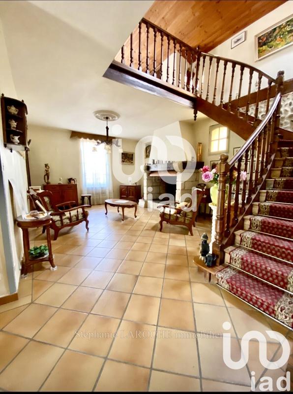 Maison - 307 m² - 8 pièces