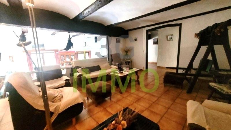 Maison de village - 288 m² - 12 pièces