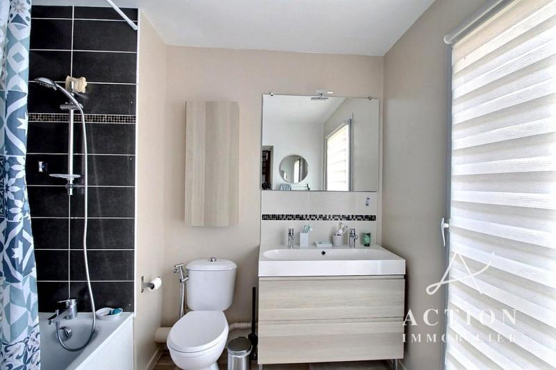 Maison - 101 m² - 5 pièces