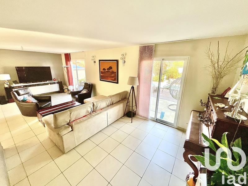 Maison - 166 m² - 7 pièces