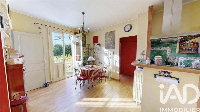 Maison - 86 m² - 5 pièces