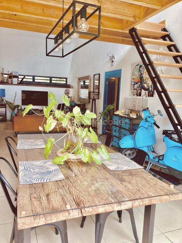 Villa - 143 m² - 5 pièces