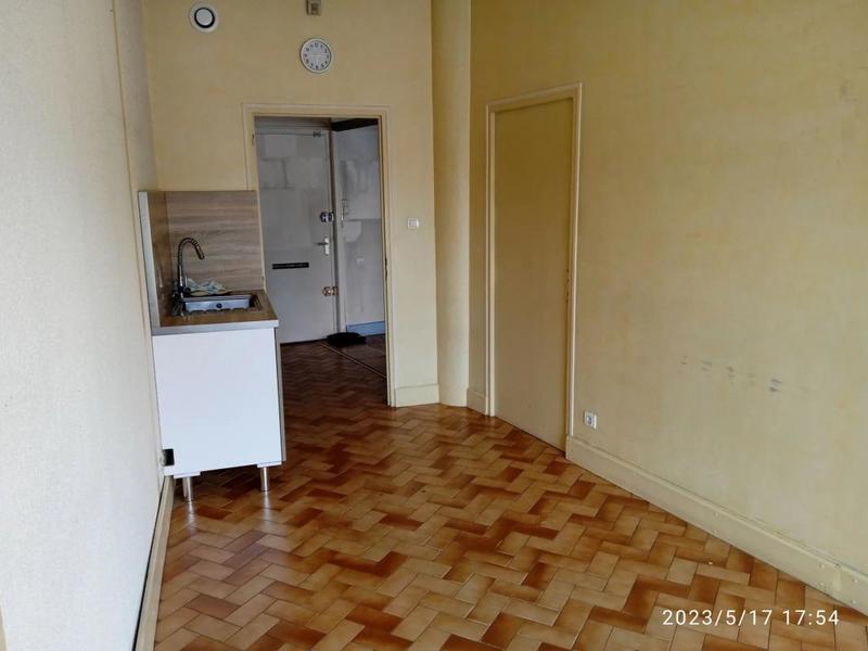 Local commercial - 115 m² - 2 pièces