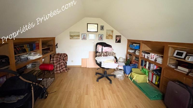 Maison - 135 m² - 10 pièces