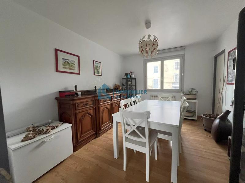 Maison - 121 m² - 5 pièces