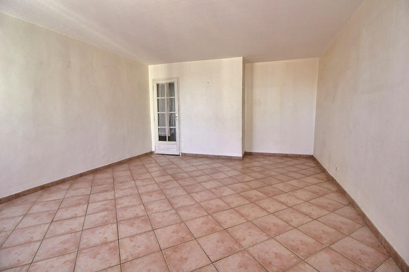 Immeuble - 5 pièces