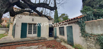 Maison - 260 m² - 9 pièces