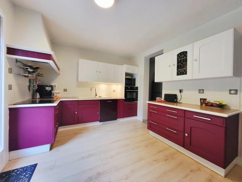 Maison - 127 m² - 7 pièces