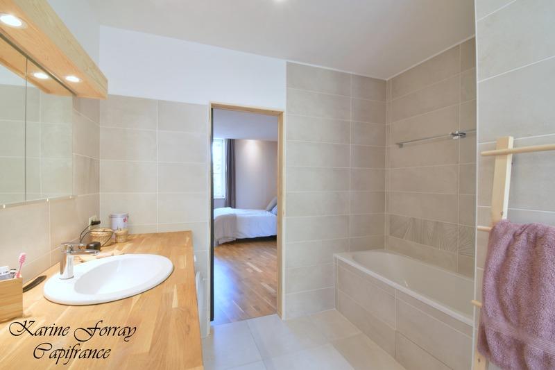 Maison de village - 189 m² - 6 pièces