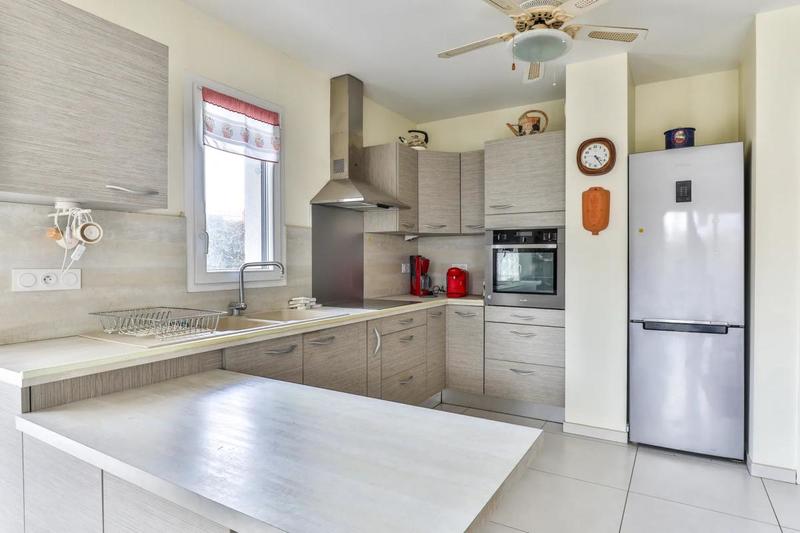 Appartement - 75 m² - 3 pièces