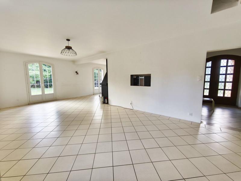 Villa - 222 m² - 7 pièces