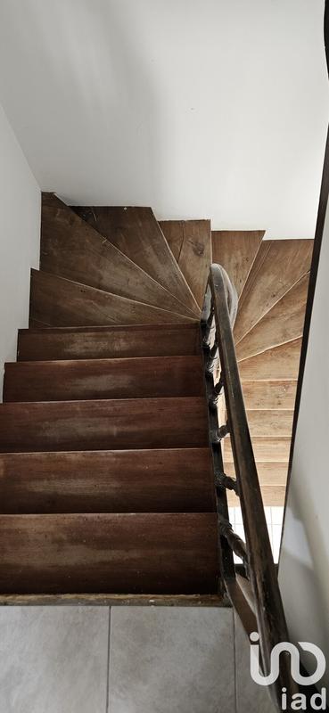 Maison - 205 m² - 6 pièces