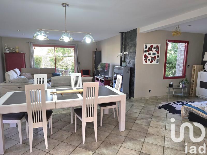 Maison - 213 m² - 7 pièces