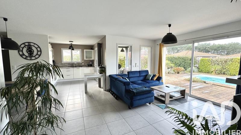 Maison - 91 m² - 4 pièces