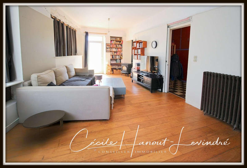 Maison - 177 m² - 7 pièces