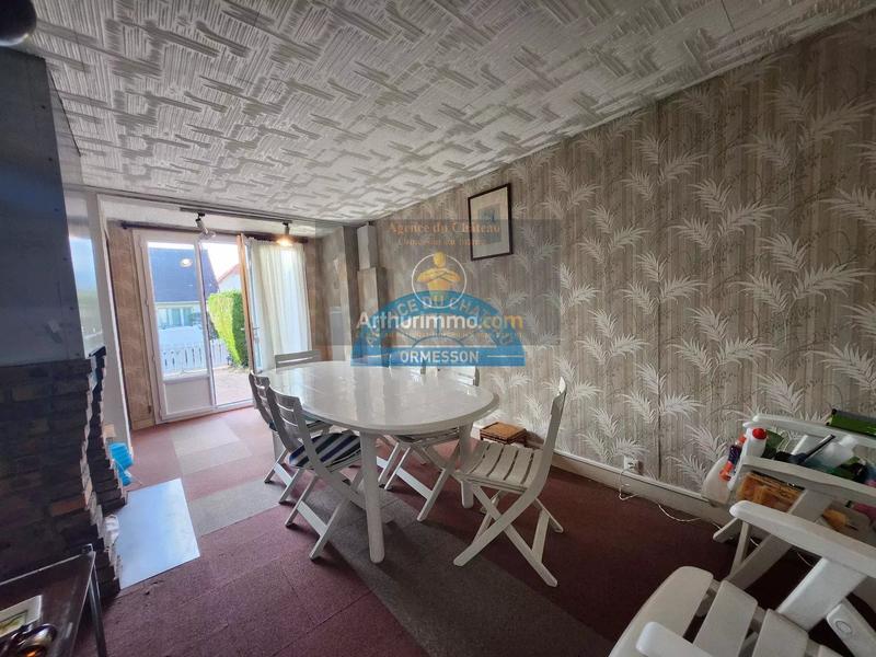 Maison - 90 m² - 5 pièces