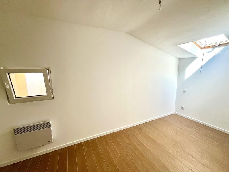 Maison - 321 m² - 11 pièces