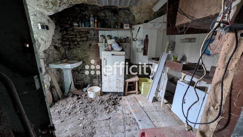 Parking / Garage - 39 m²