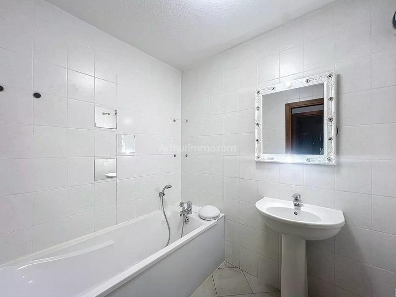 Appartement - 80 m² - 3 pièces