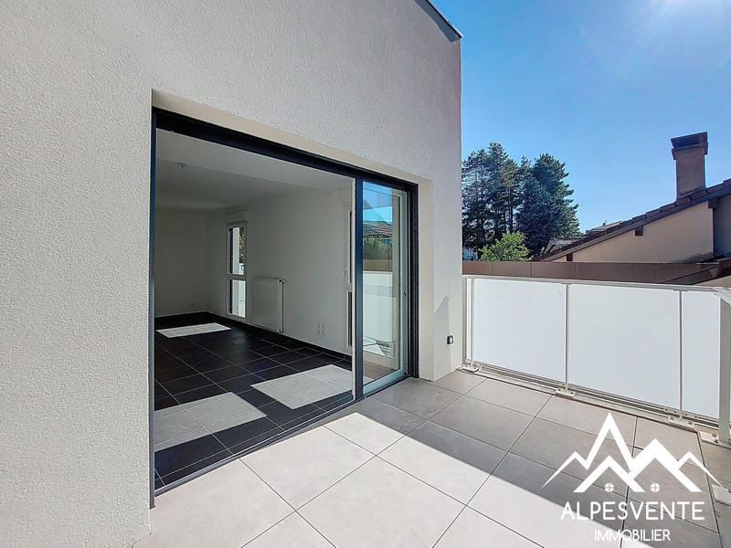 Appartement - 77 m² - 4 pièces