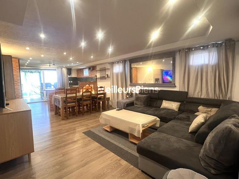 Maison - 171 m² - 8 pièces