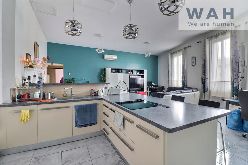 Immeuble - 336 m² - 11 pièces