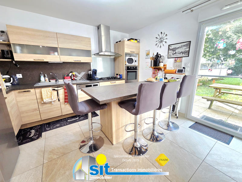 Appartement - 80 m² - 3 pièces