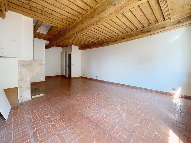 Appartement - 88 m² - 3 pièces