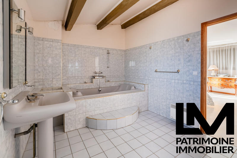 Villa - 185 m² - 5 pièces